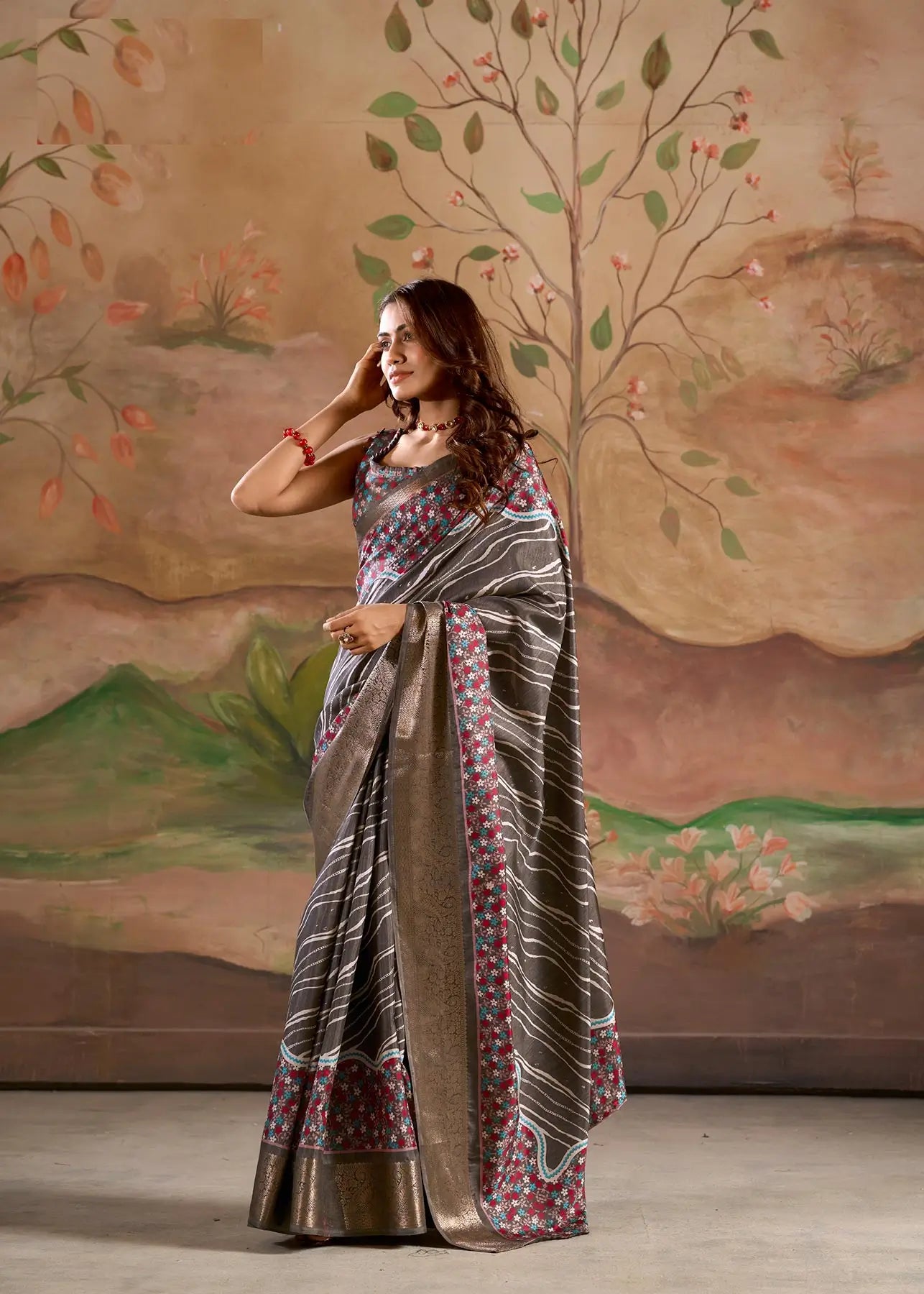Grey Dola Silk Printed Saree With Zari Border