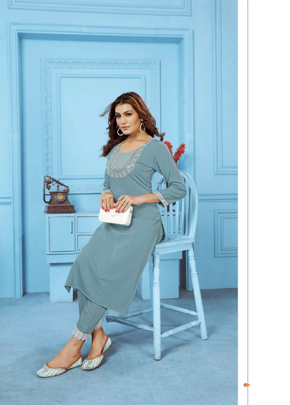 Light Gray Kurta Set With Embroidery Work