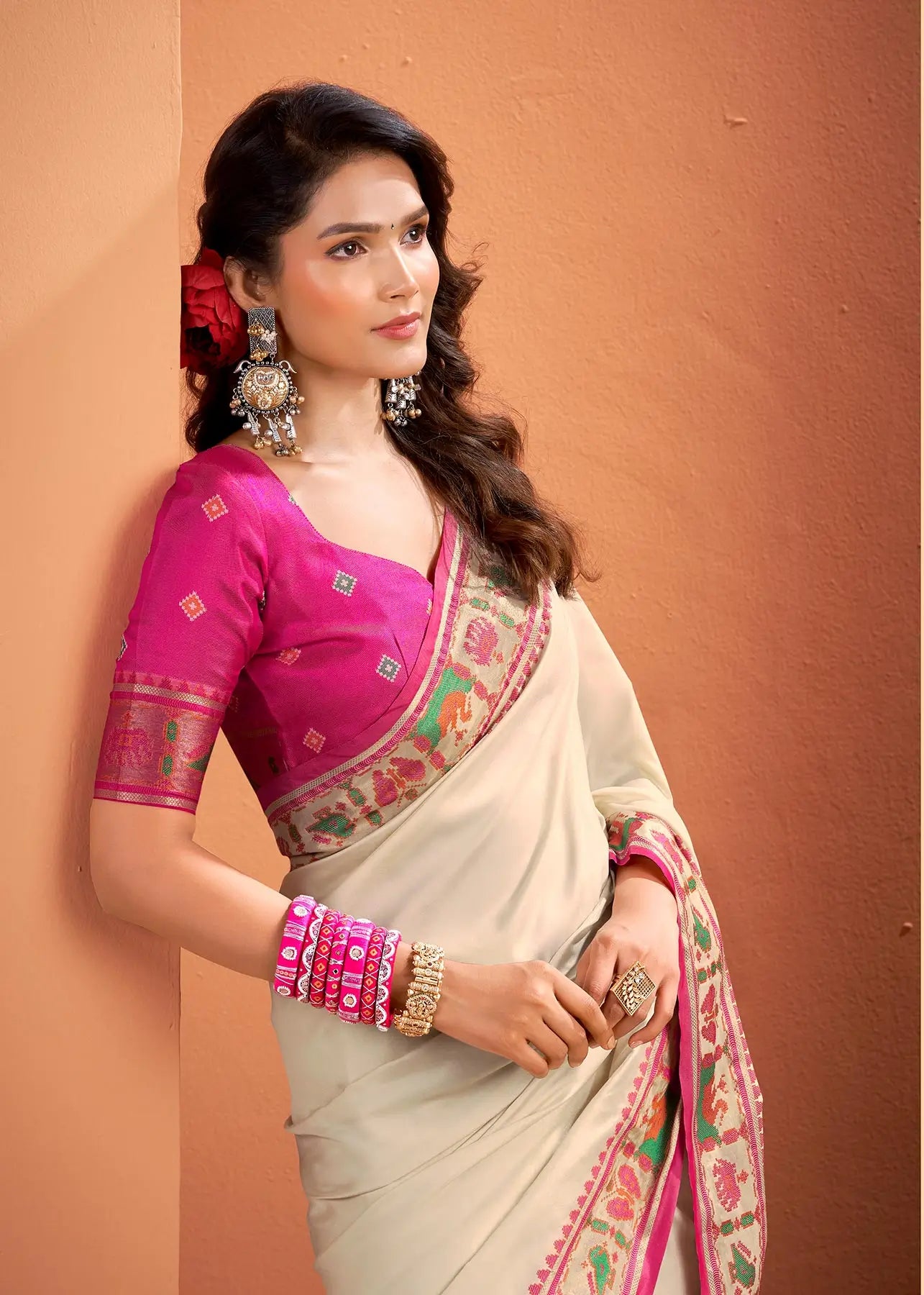 White  Silk Patola Weaving Saree with Attractive Border