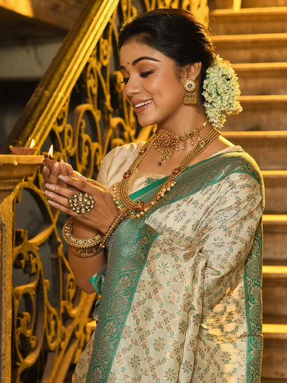 Green  Border Banarasi Silk Saree with Zari Weaving