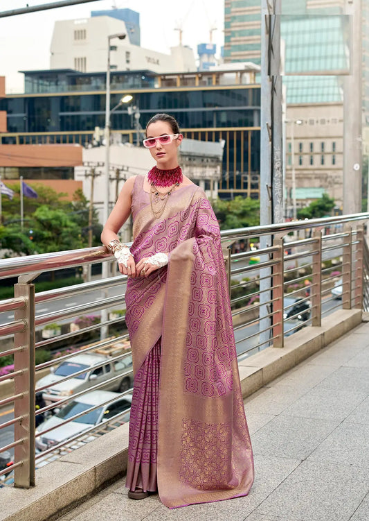 Onion  Handloom Kanchivaram Silk Saree with Zari Weaving