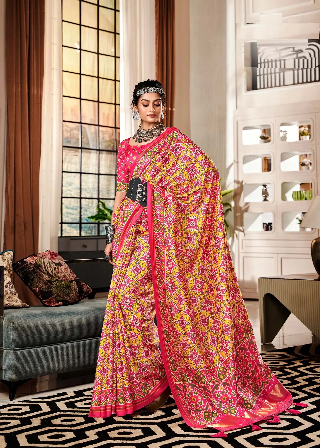 Pink Handloom Silk Saree with Patola Print & Tassel Pallu