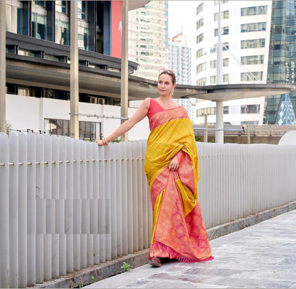 Yellow Soft Silk Bandhani Weaving Saree
