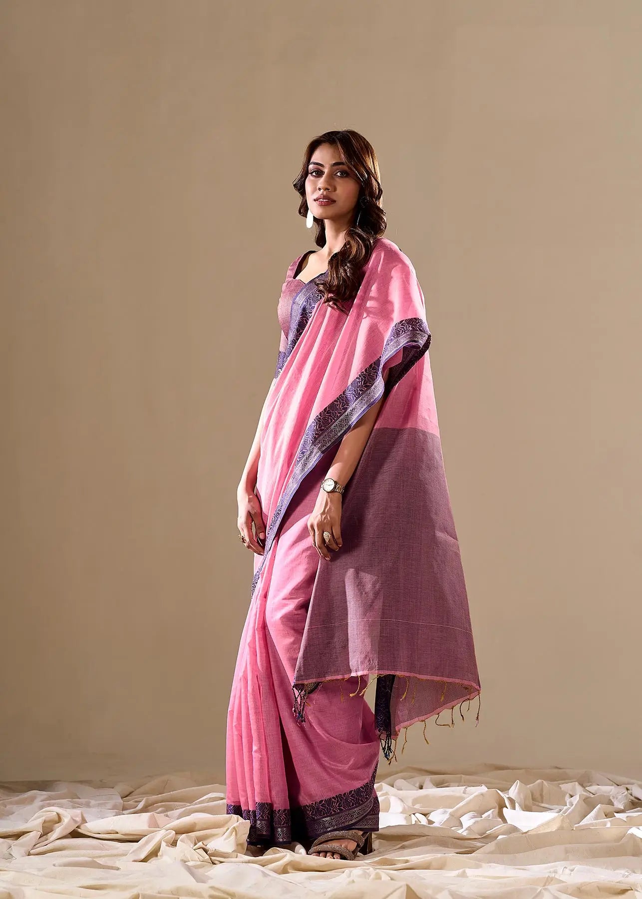 Pink Handloom Silk Saree With Contarast Border