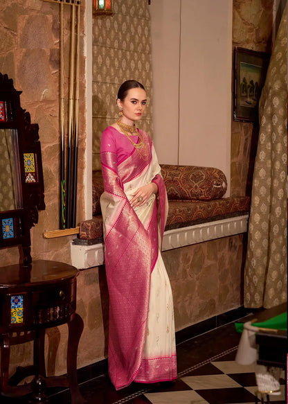 Off White Soft Silk  Zari Weaving  Saree With Contrast Border