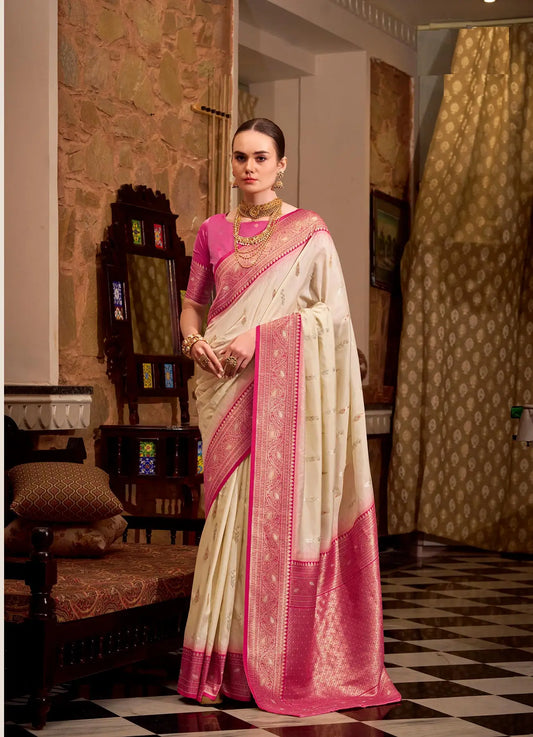 Off White Soft Silk  Zari Weaving  Saree With Contrast Border