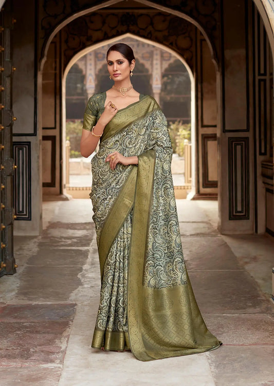 Green Handloom Silk Saree  With Digital Print Zari Border
