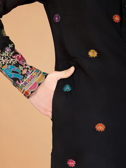 Black Silk Kurta With Thread & Sequins Embroidered Work