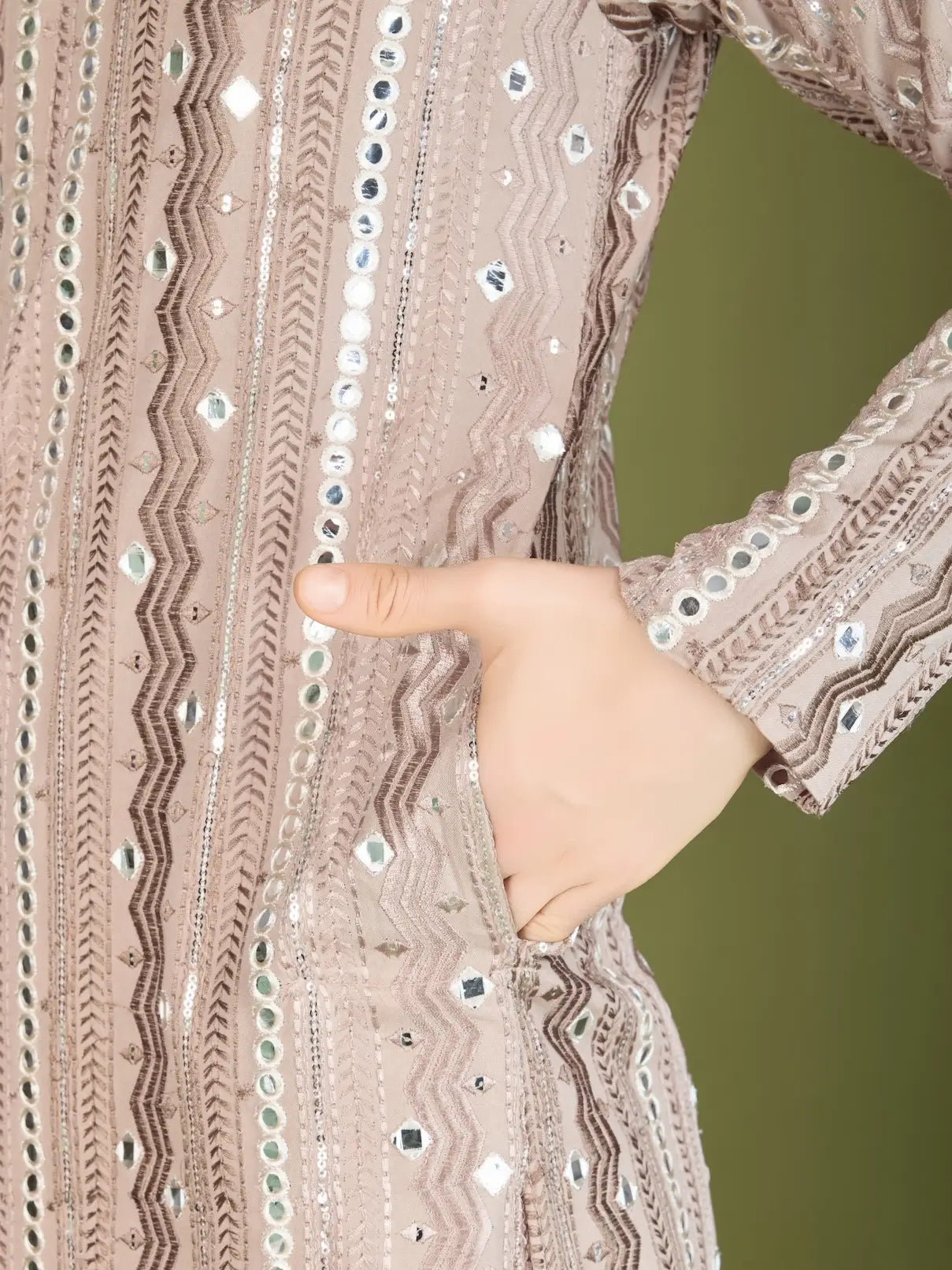 Ivory Rayon Kurta With Thread, Sequins & Foil Mirror Embroidered Work