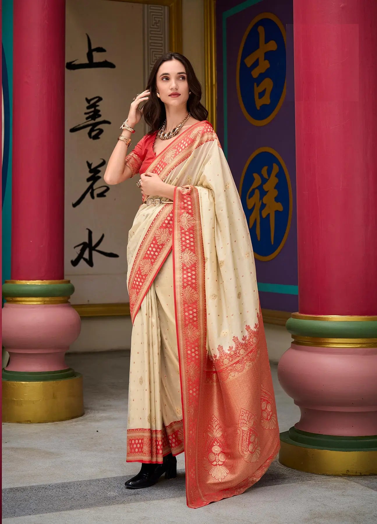 Beige Soft Silk Saree with Banarasi Zari Weaving & Contrast Border
