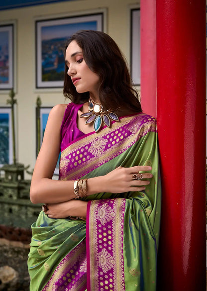 Green Silk Saree with Banarasi Zari Weaving & Contrast Border