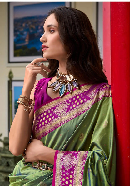 Green Silk Saree with Banarasi Zari Weaving & Contrast Border