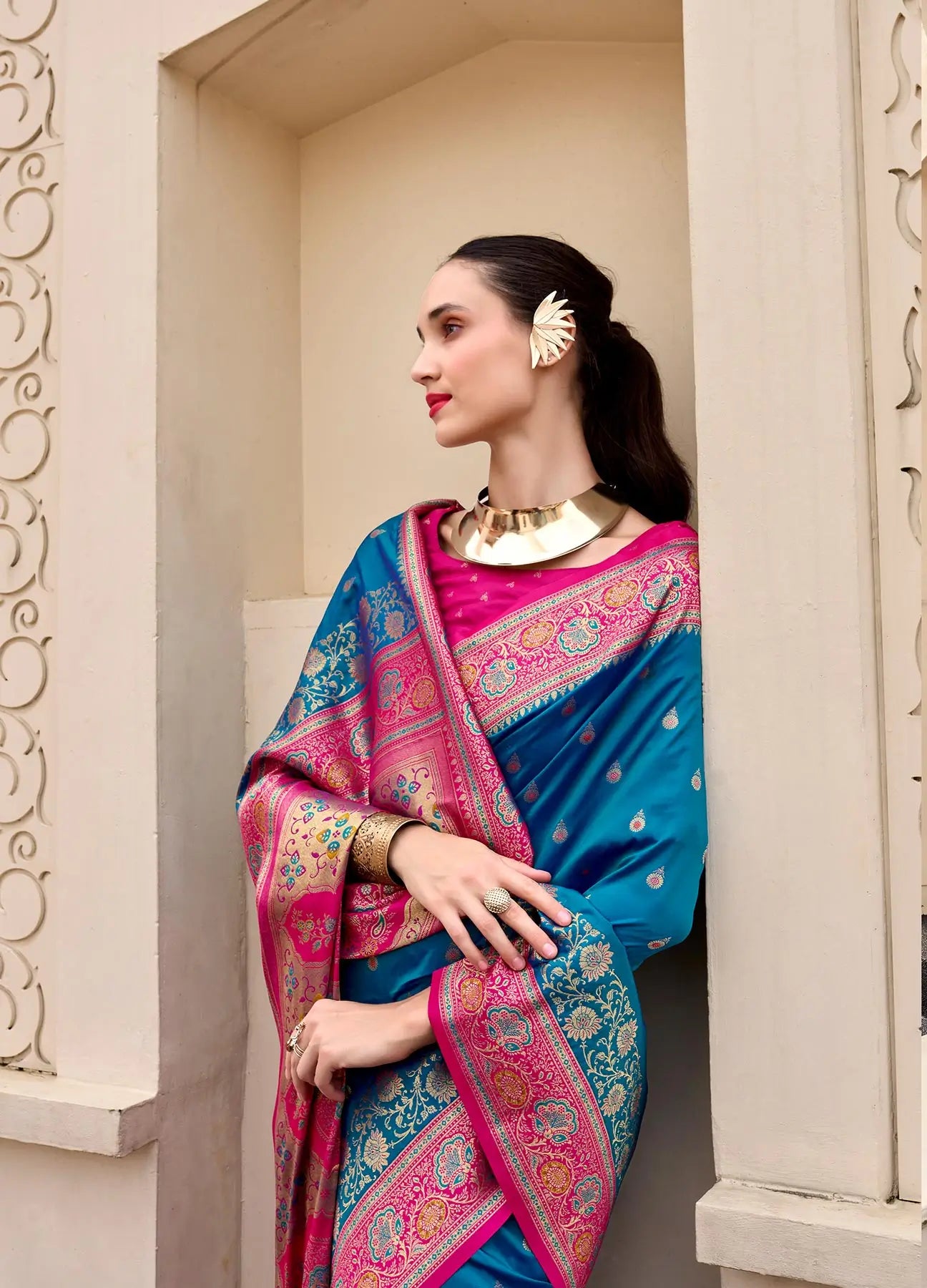 Dark Blue Pure Banarasi Silk Saree with Zari Weaving & Contrast Border