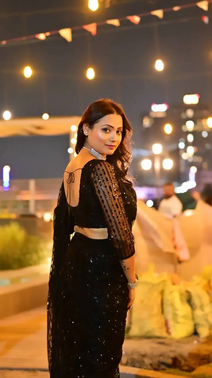 Black Net Saree With Sequins & Thread work