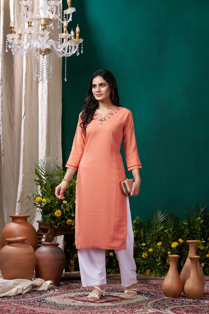 Peach Handwork Kurta Set With Pocket