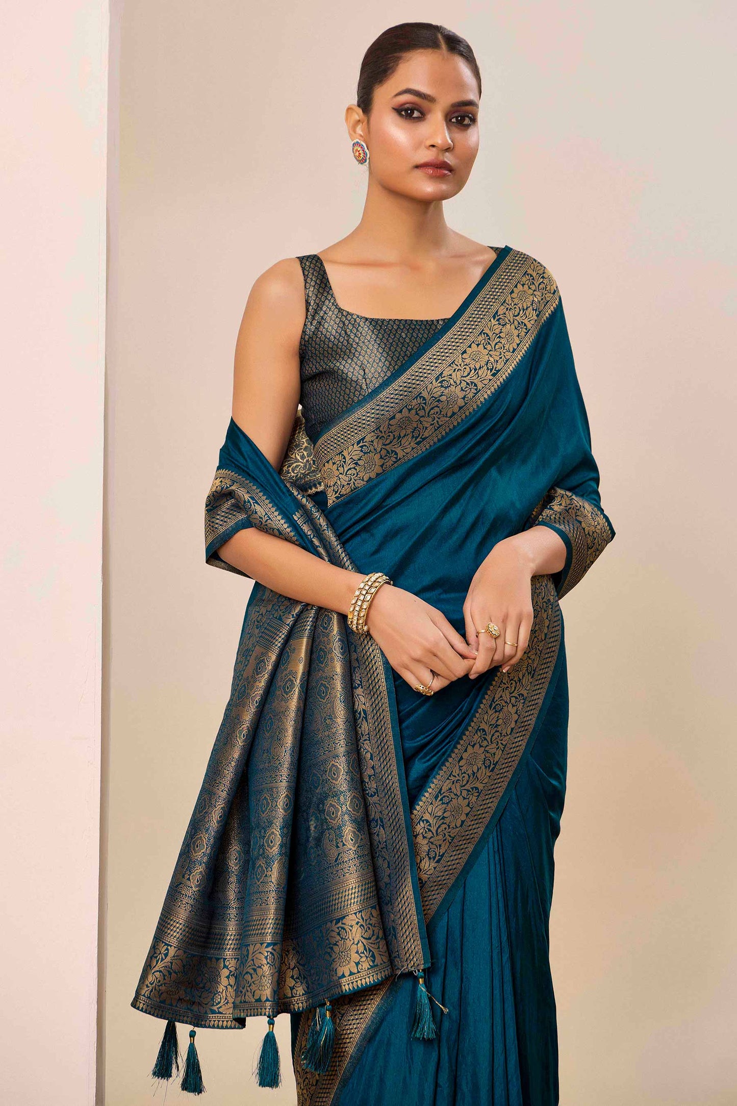Teal Blue  Dolla Silk with Wevon Galla Designer Work  Saree