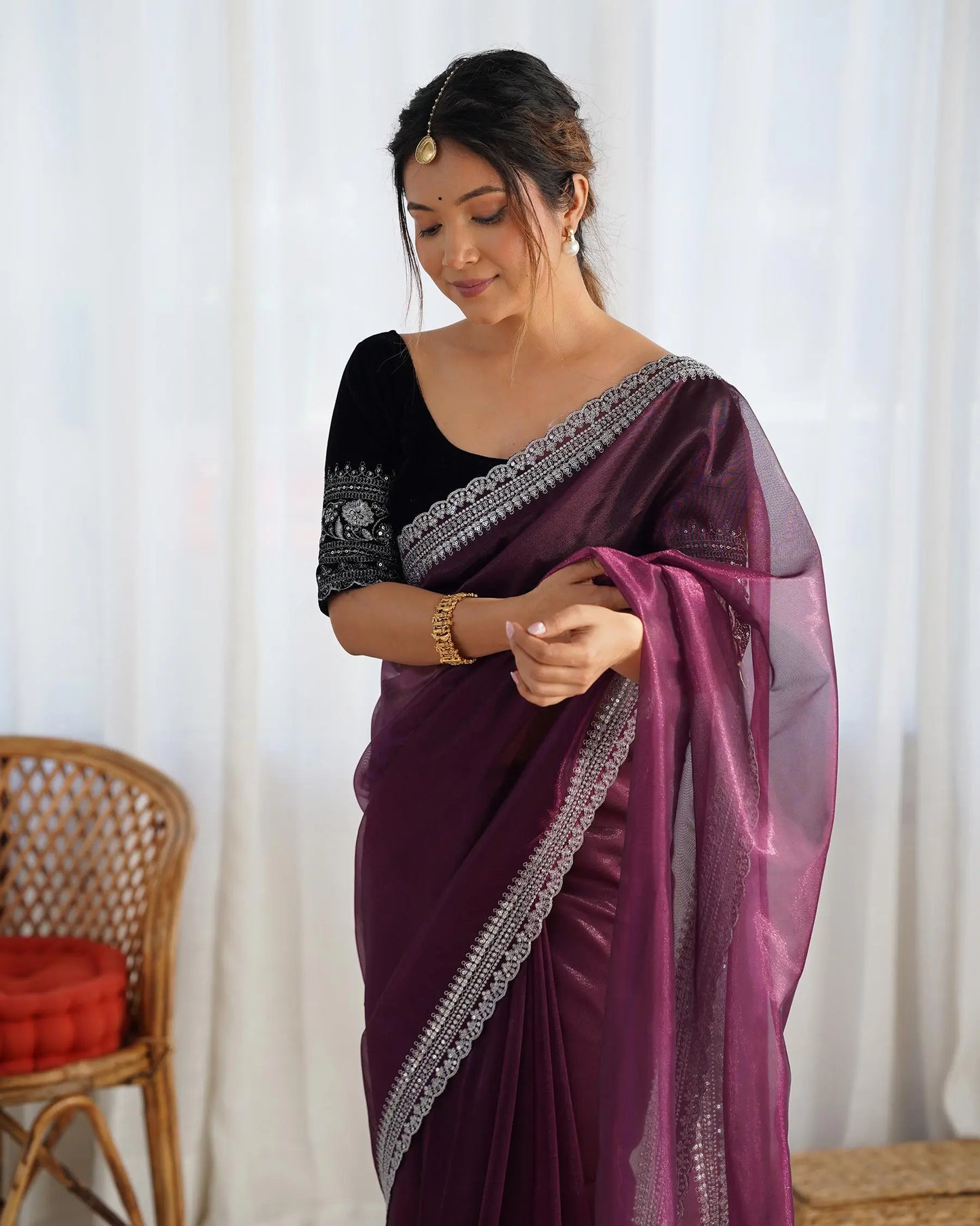 Dusty Wine  Gold Jari & Sequance Embroidery Work Saree