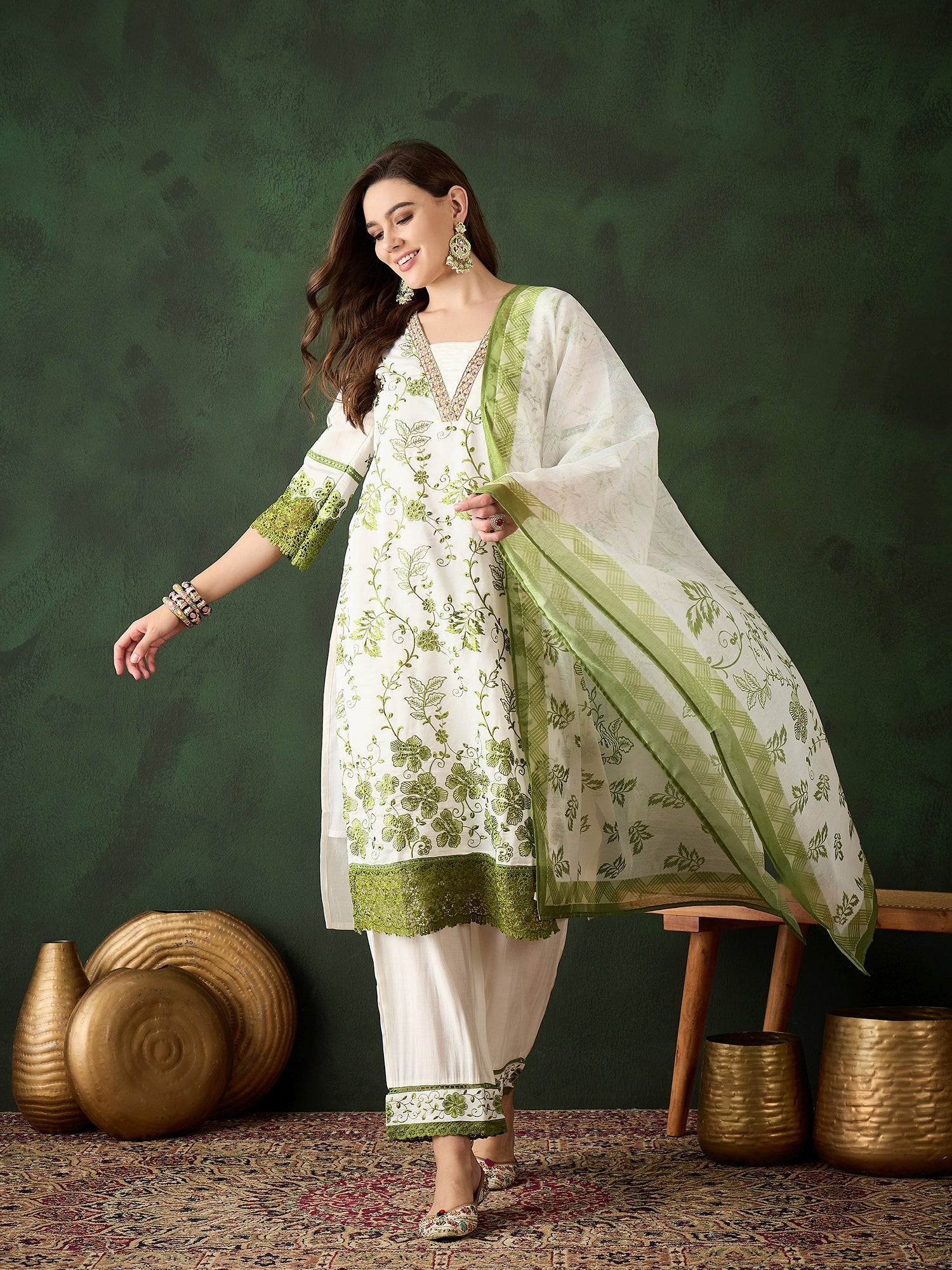 Green & White Silk Kurta set - Guldori