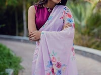 Light Pink Weightless Marbal Saree With Floral Print & Lace Border